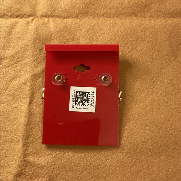 NWT Holiday Lane Christmas Wreath Stud Earrings Metallic Green and Gold Tone - Picture 3 of 5